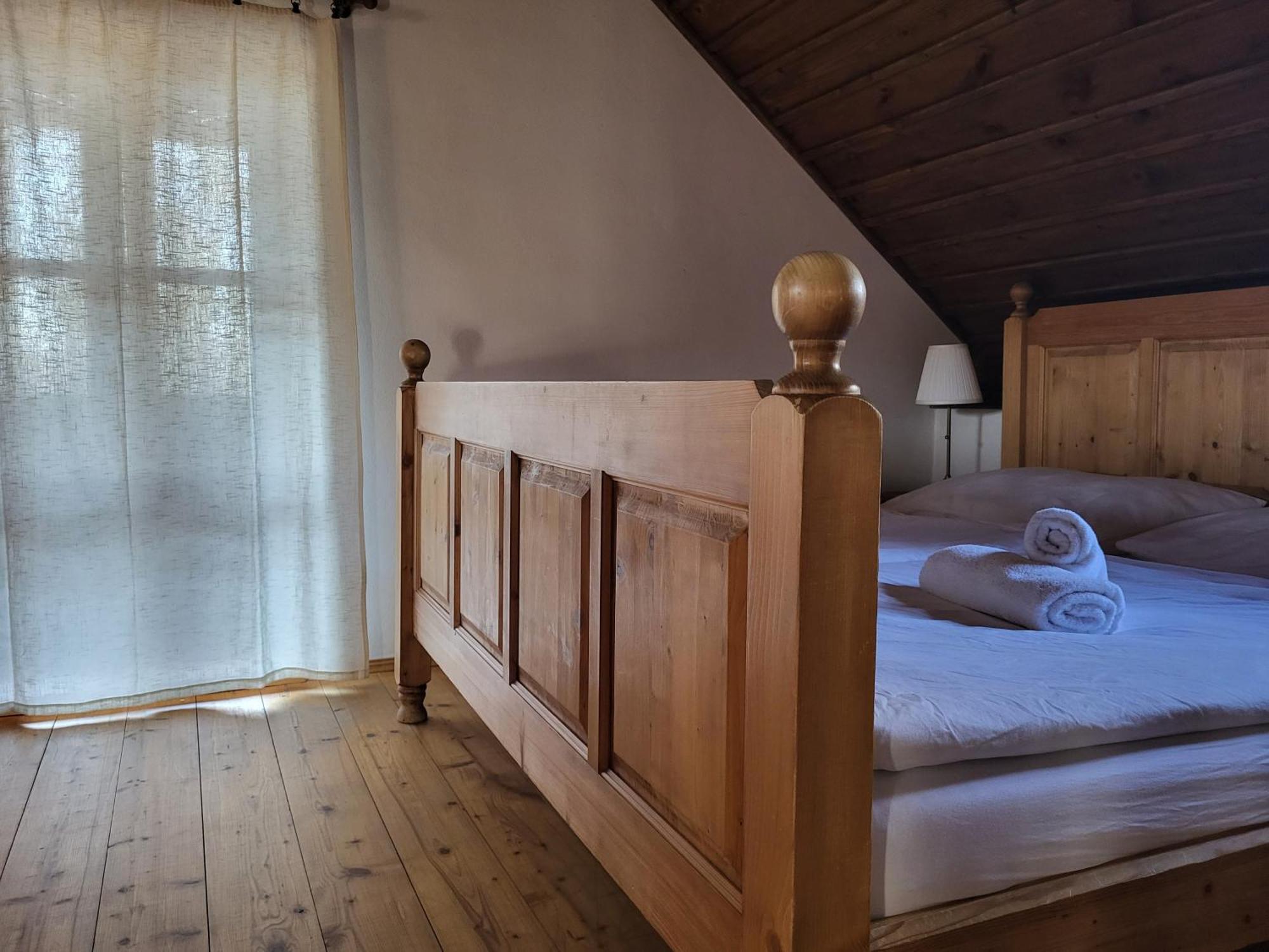 Apartmany Cerveny Dvur Chvalšiny Eksteriør billede